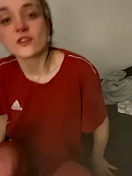 LeonieClairee webcam