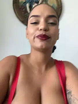 Sara-77 webcam