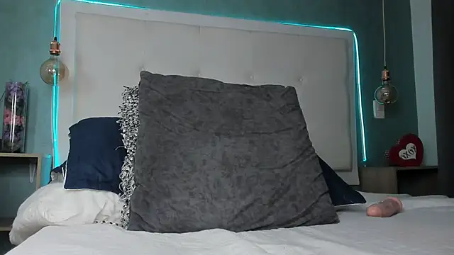 mia_gomez7 webcam