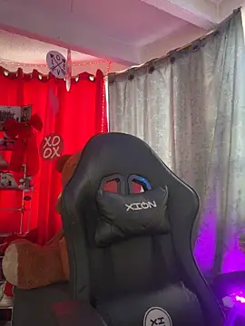 niky_777 - Niky_777's free webcam - UK Sex Cams