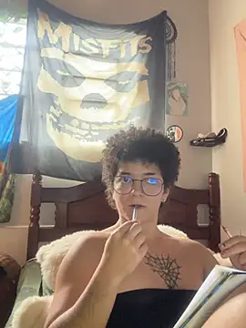 CamillyBlum live cam on StripChat