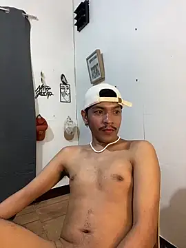 asian_darlingcummersxxx - Asian_darlingcummersxXx's free webcam - UK Sex Cams