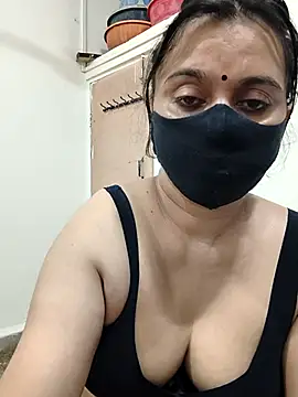 Watch HeartlessGirl live on EroticFlix - High definition streams