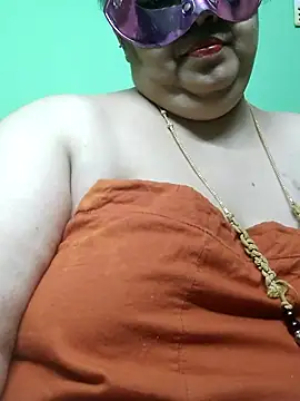 tamilthanushri webcam