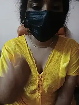 Sunitha28 live cam on StripChat