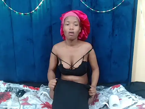 HotCreamyTea webcam