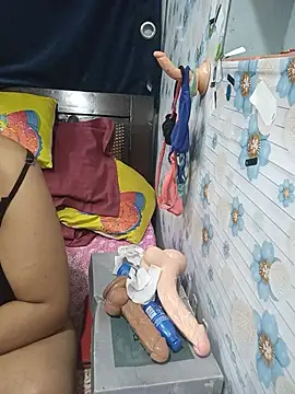 tina8th webcam