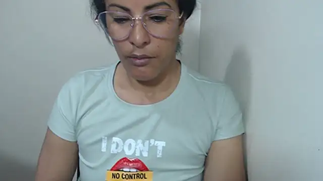 kateleyagrey webcam