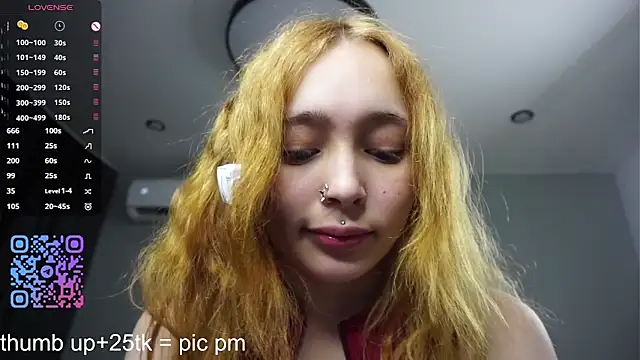 Watch HannaHayles live on EroticFlix - High definition streams