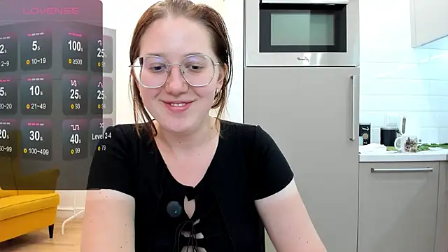 Charmy_Gracy webcam
