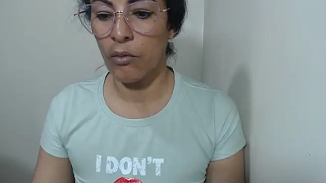 kateleyagrey webcam