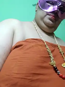 tamilthanushri webcam