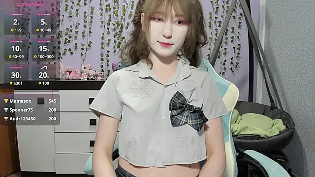 Yoonhee_ki live cam on StripChat