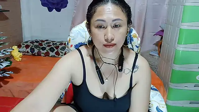 Filipina_Desire webcam