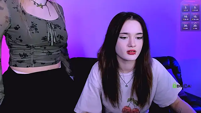 liana_kisses (Ask my age) - handbra