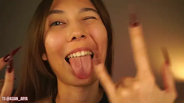 bigboobsarya (F young) - 🔥Ultrahigh vibes for 60 sec🔥