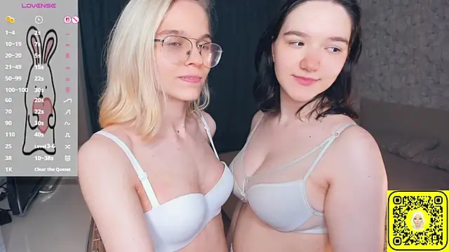 Watch KarinStfleur live on EroticFlix - High definition streams