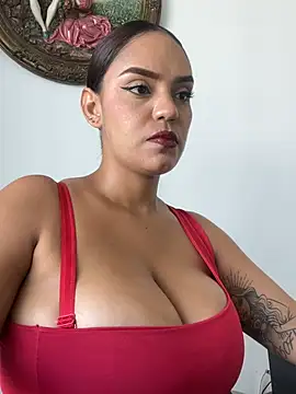 Sara-77 webcam