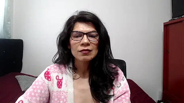 abrilsex23 (F mature) - naked