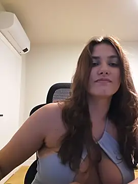 miarides19 (F teen) - I will suck dildo 😳😳