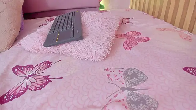 lovely__kiss__ (F teen) - Show Cum