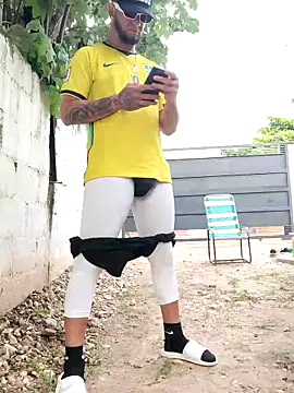 pighighdirty_p0 (M young) - Looking for a submissive TLG @kike_pig10