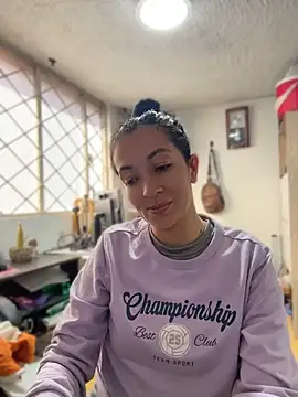 live sex chat room SALOME KORLAND