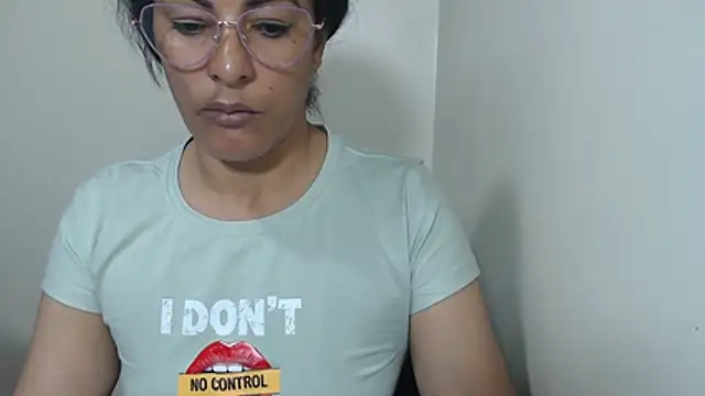 kateleyagrey webcam