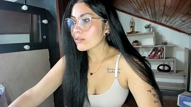 Tania_mature webcam