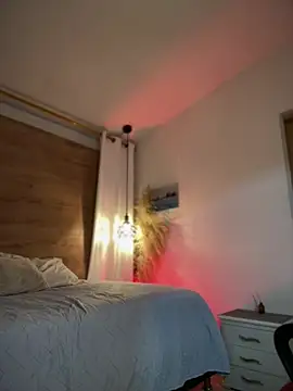 halaaa_1 - Halaaa_1's free webcam - UK Sex Cams
