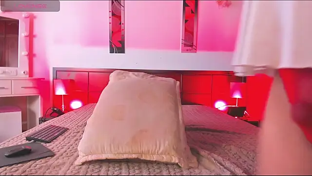 MiaMarin_hot webcam