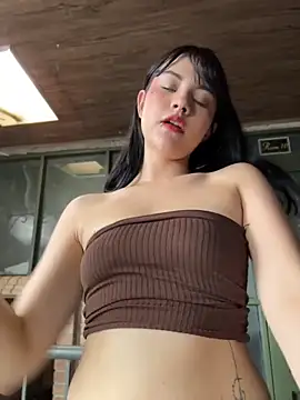 Watch TatiLee live on EroticFlix - High definition streams