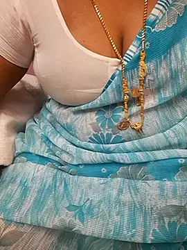 Watch Tamil_Ammani live on EroticFlix - High definition streams