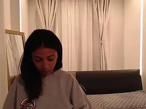 Watch Scarleet_miaa live on EroticFlix - High definition streams