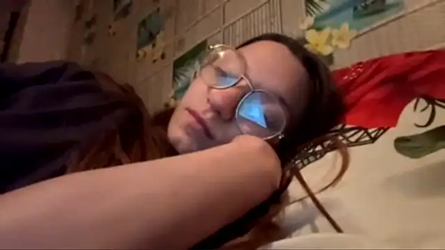 Watch SparkleJebb live on EroticFlix - High definition streams