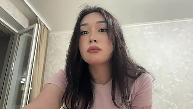 LilowNax live cam