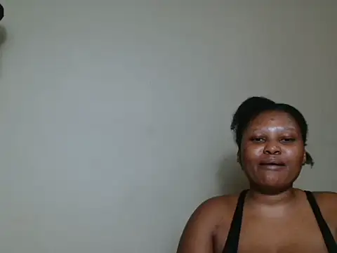 Blonde112 live cam