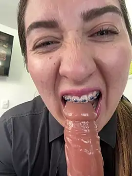 suzy-111 live sex cam
