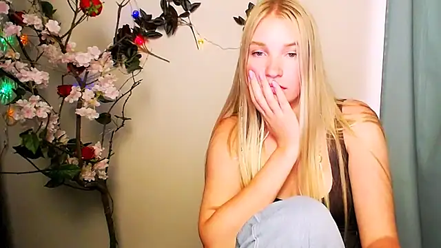 Watch Queen_ofLove live on EroticFlix - High definition streams