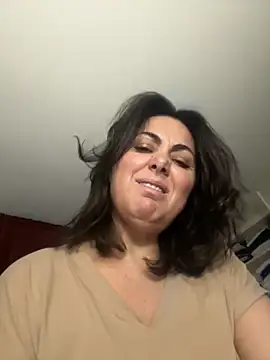 Watch Emma_roqueen live on EroticFlix - High definition streams