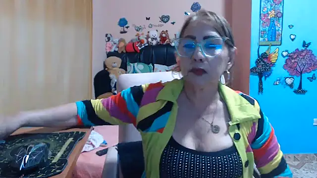 Watch milfeddy_ live on EroticFlix - High definition streams