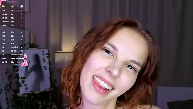 Watch SinaHogsette live on EroticFlix - High definition streams