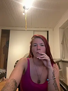 LisaLuxx webcam