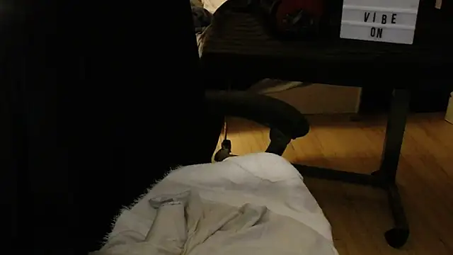 angecornuXO webcam