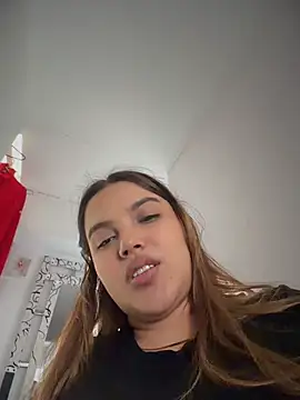 Watch Colibri_xxx live on EroticFlix - High definition streams