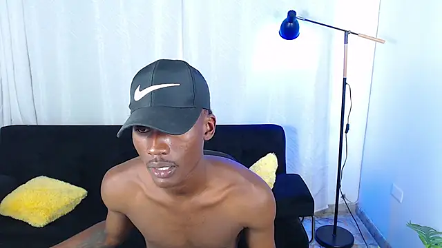 alexaandro18 webcam