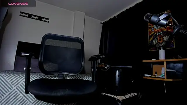 Giomar_Reyes live sex cam