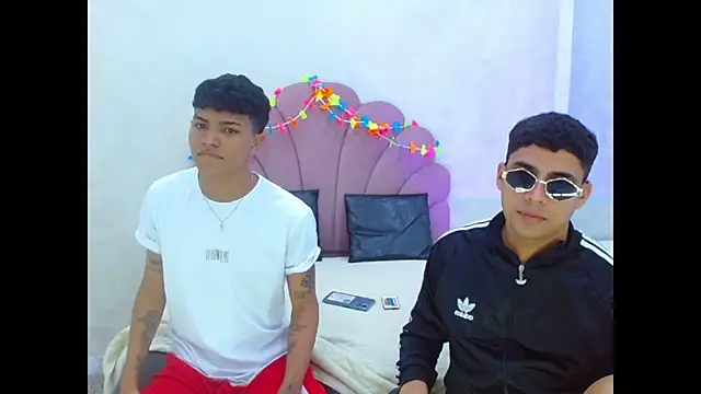 party_duo_playboy