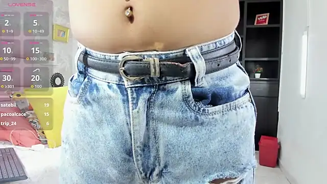 Mara_Summerr webcam