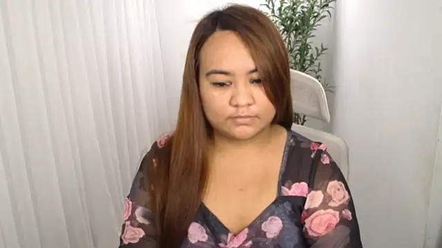 Czarinna live cam on StripChat